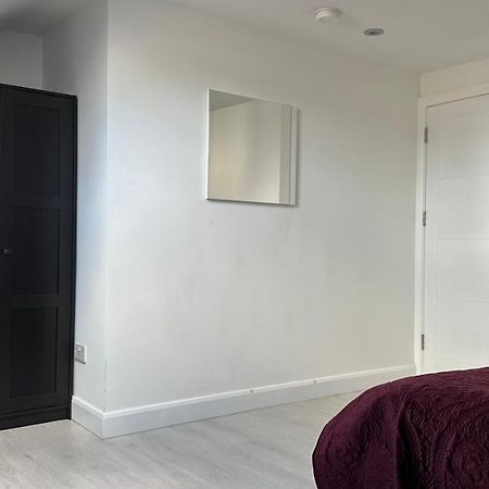 Stunning New 1 Bedroom Apartment Λονδίνο Εξωτερικό φωτογραφία