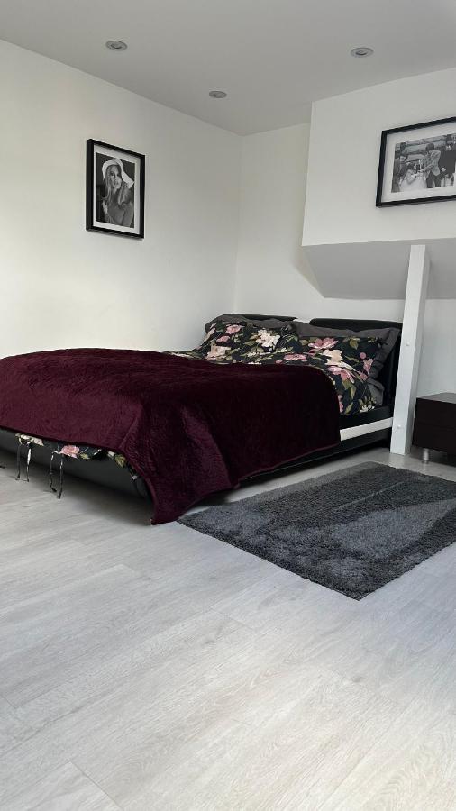 Stunning New 1 Bedroom Apartment Λονδίνο Εξωτερικό φωτογραφία